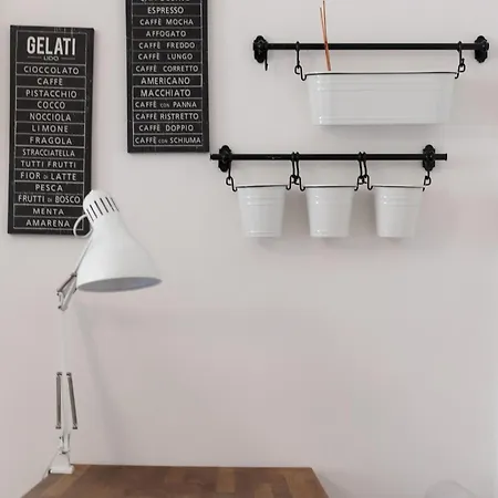 Apartment Casa Castaldi - Nel Cuore Di & Wi-fi